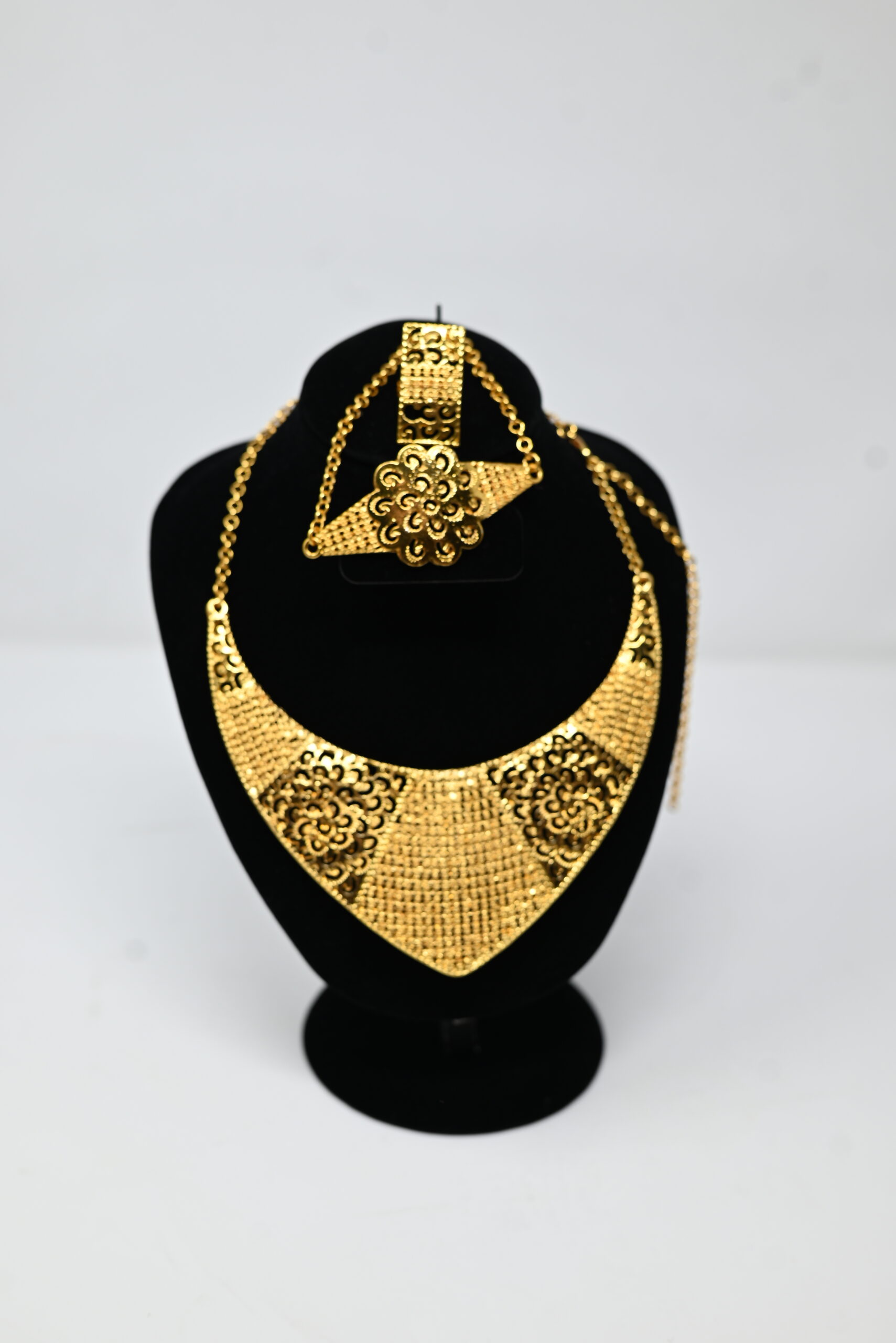 Regal Radiance Gold Plated Necklace & Bracelet Set